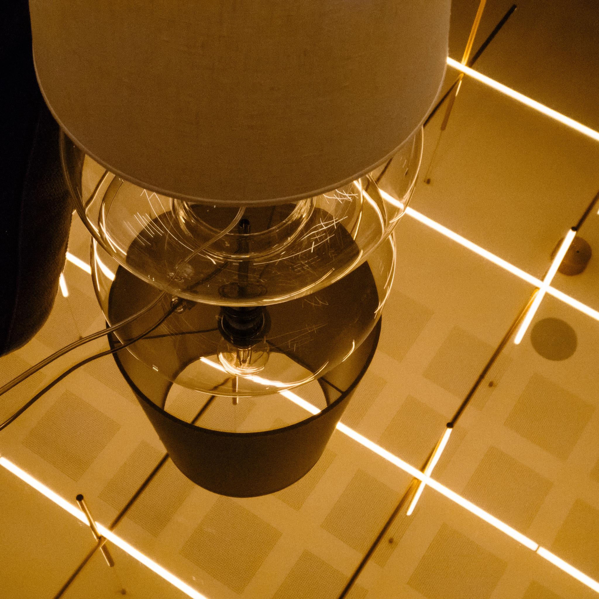 hotel lounge