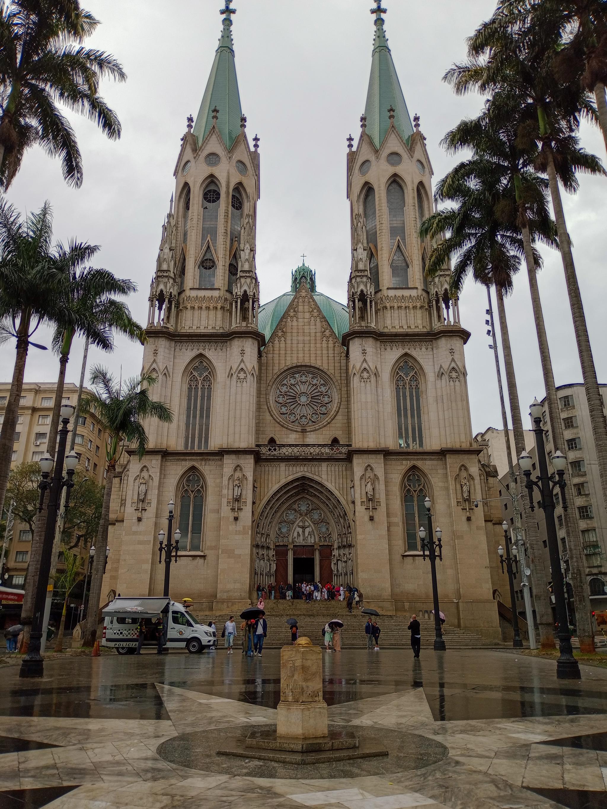 Sé Cathedral and São Paulo City's Ground Zero