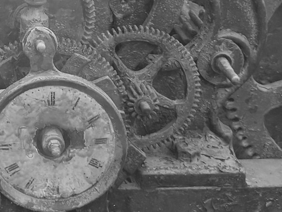 Gears all rusted together (in B&W)