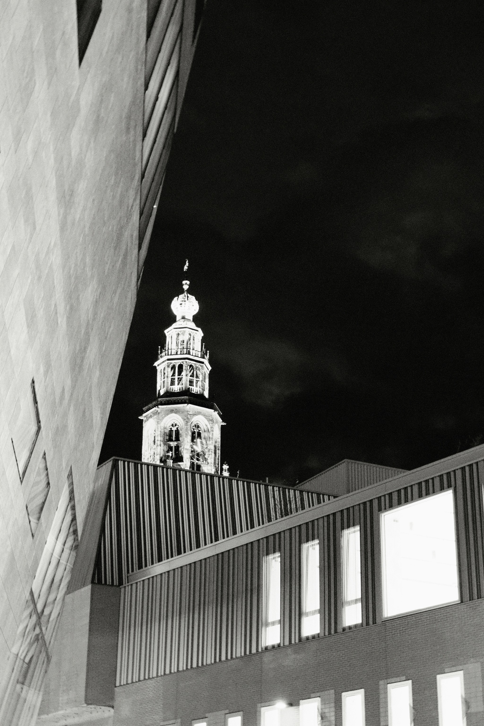 Martini-tower Groningen in black and white as seen from the parking Forum.