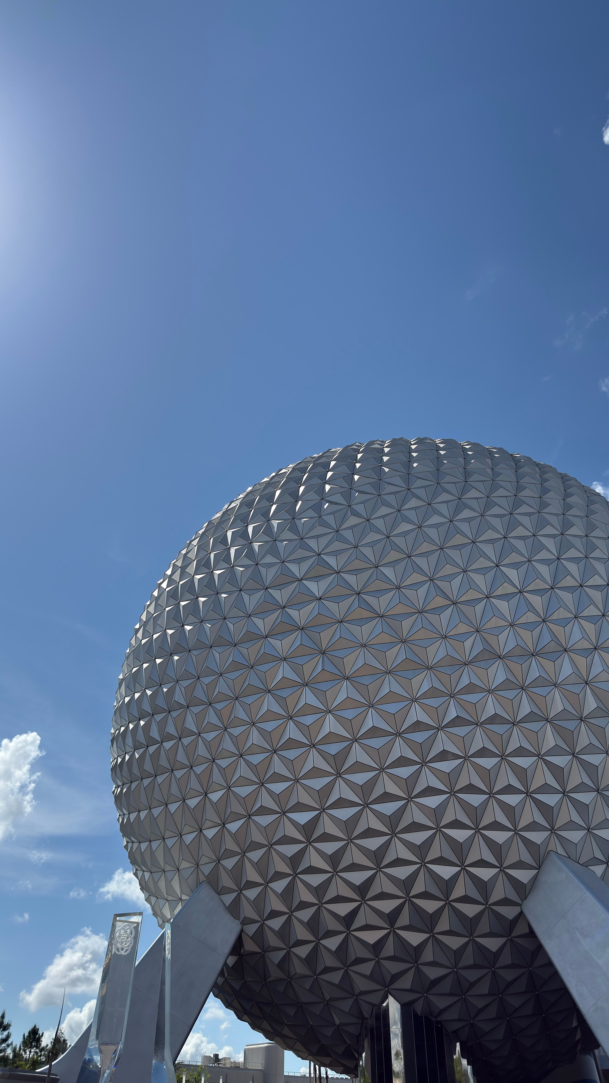 EPCOT in the Sun, photo by Snaps by Sarcassem