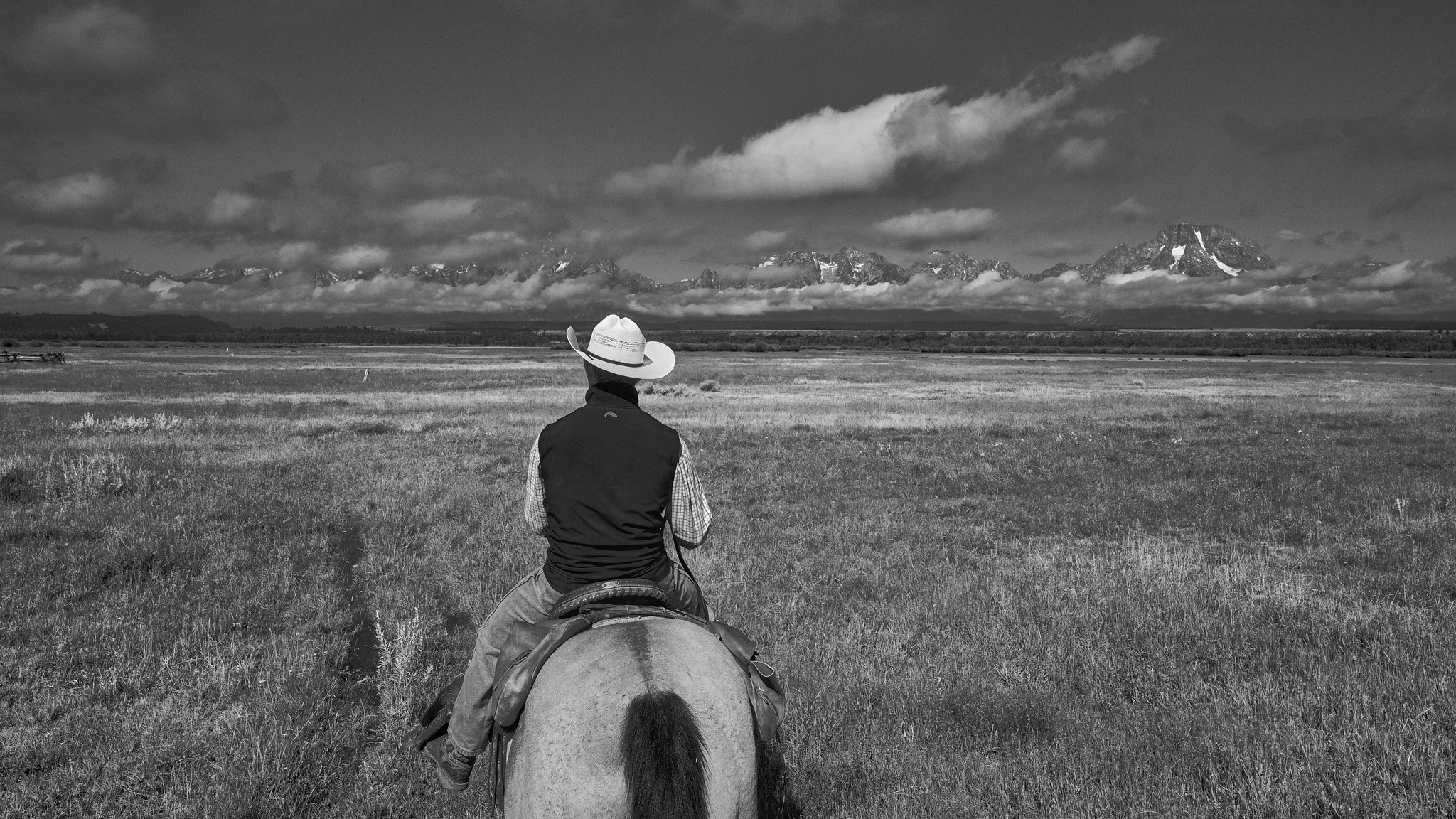 Morning Ride to the Snake, photo by Images of a Lifetime